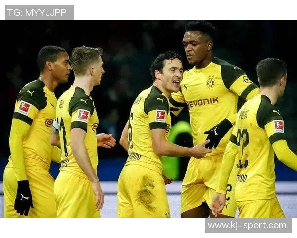 世界杯精彩对决多特蒙德与热刺激战成平局争议判罚引发全场热议