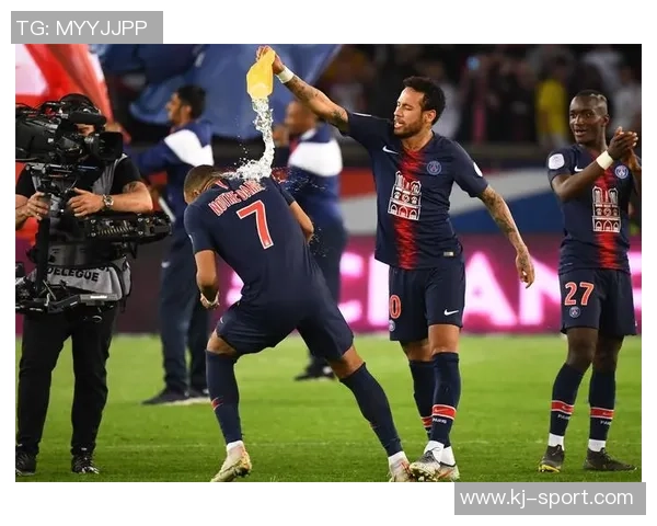 国王杯激战巴黎圣日耳曼大胜那不勒斯全场沸腾赛后点评精彩纷呈