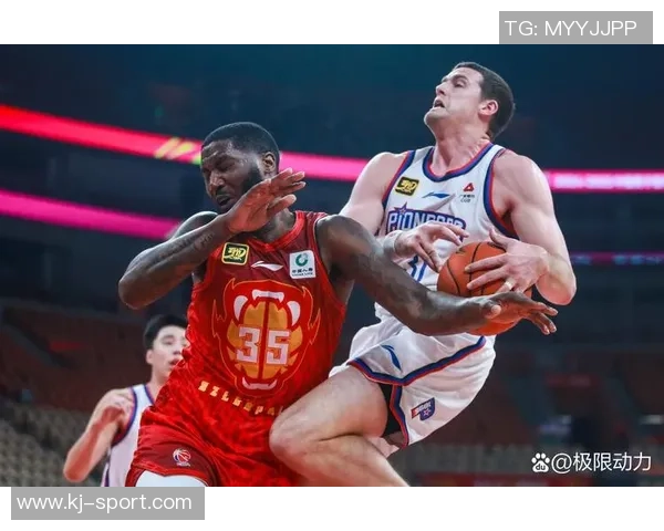 赛后分析：深圳篮球队与重庆篮球队球员个人能力对比与表现评估