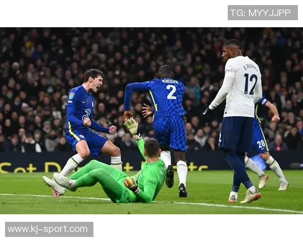 国王杯惊天冷门AC米兰狂胜热刺五球引发全场震撼