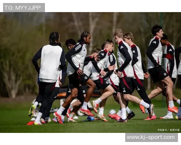 德甲精彩对决：里昂与曼联激战成平局战术解析引发热议