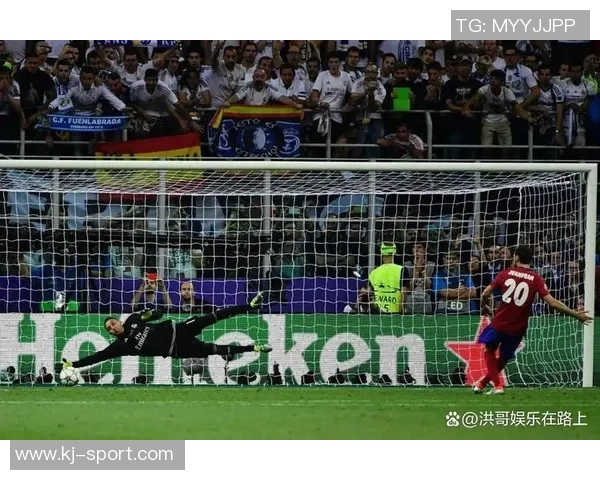 欧冠激战阿森纳逆转热刺全场沸腾争议判罚引发热议