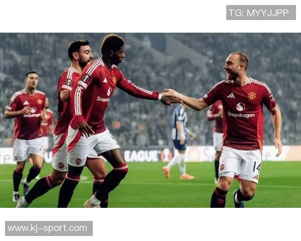 西甲激战：拜仁狂胜阿森纳五球惨败引发全场热议与反思