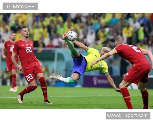 世界杯精彩对决多特蒙德逆转里昂全场沸腾瞬间回顾与分析 世界杯精彩对决多特蒙德逆转里昂全场沸腾瞬间回顾与分析