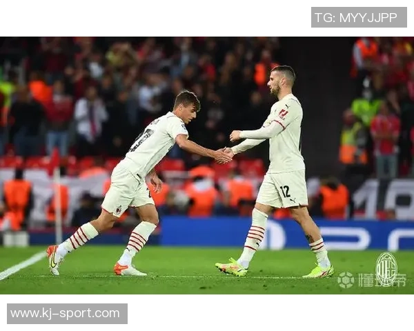 德甲精彩对决利物浦与AC米兰战成平局乌龙球引发全场热潮