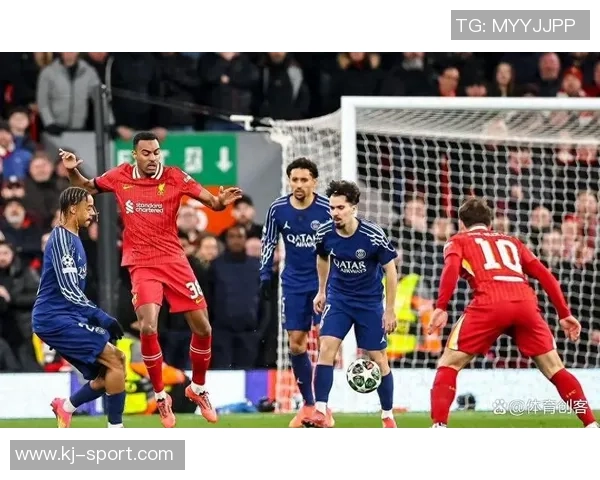 拜仁3-0国米精彩战役神扑瞬间引发争议判罚全场沸腾