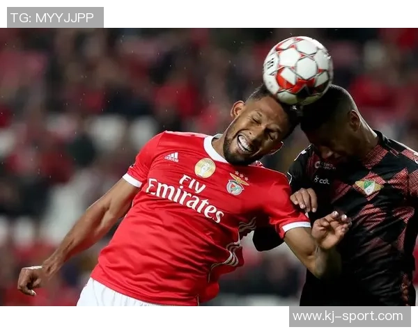 德甲激战本菲卡绝杀马竞全场沸腾瞬间回顾与分析