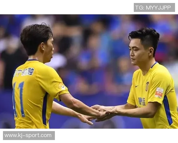 德甲激战AC米兰与热刺握手言和转会传闻引发球迷热议 德甲激战AC米兰与热刺握手言和转会传闻引发球迷热议