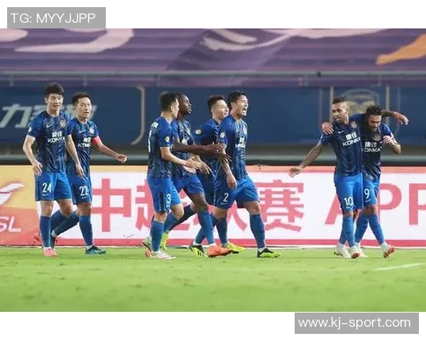 中超激战：里昂大胜尤文图斯乌龙球成比赛转折点